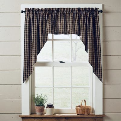 Sturbridge Black Swags