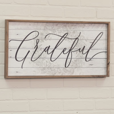 Washed Grateful Wreath Wooden Sign