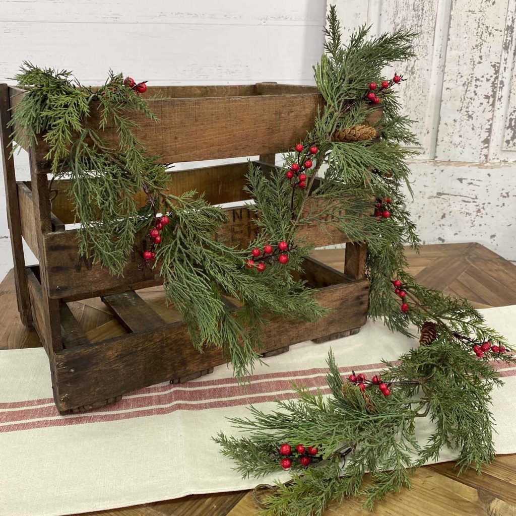 Alpine Cedar w/ Berries Garland - Piper Classics