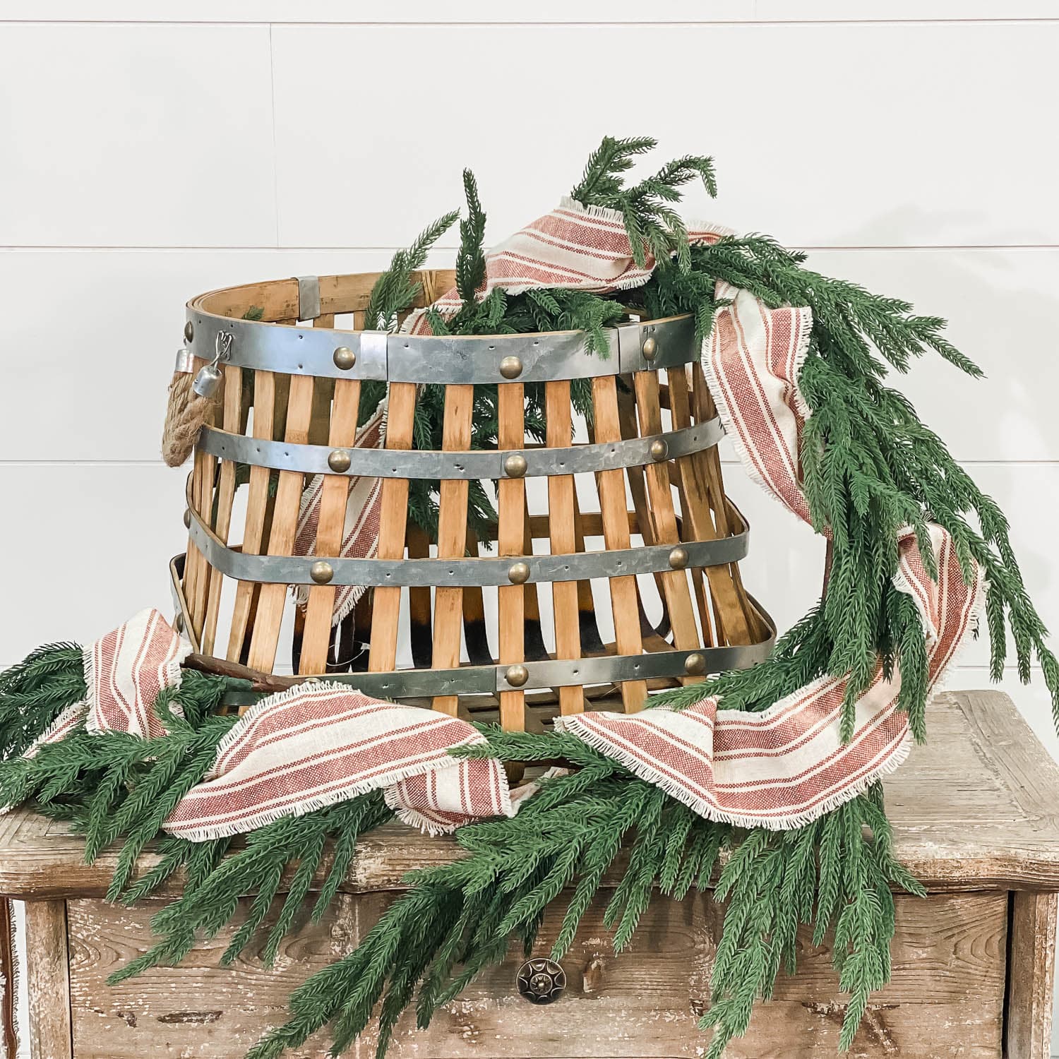 Warm Christmas Stripes Vinyl