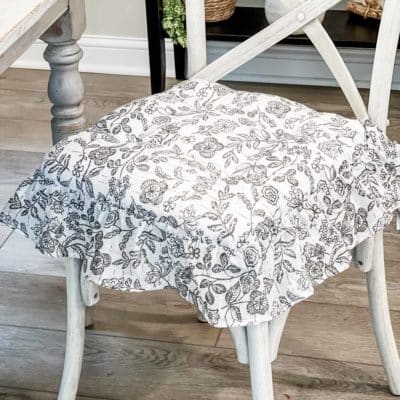 Gray Gables Floral Chair Pad w/ Ruffle