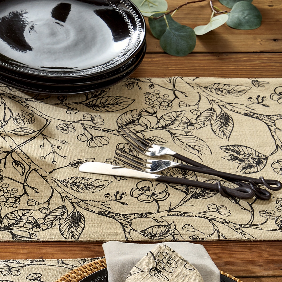 Darby Table Runner - 36" - Image 2