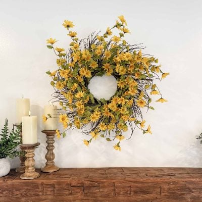 Daisy Abundance Wreath